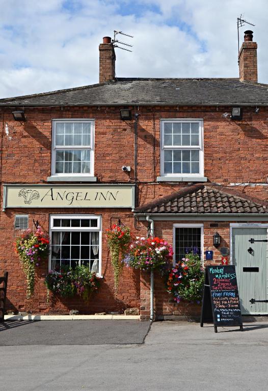 Angel Inn Misson 外观 照片